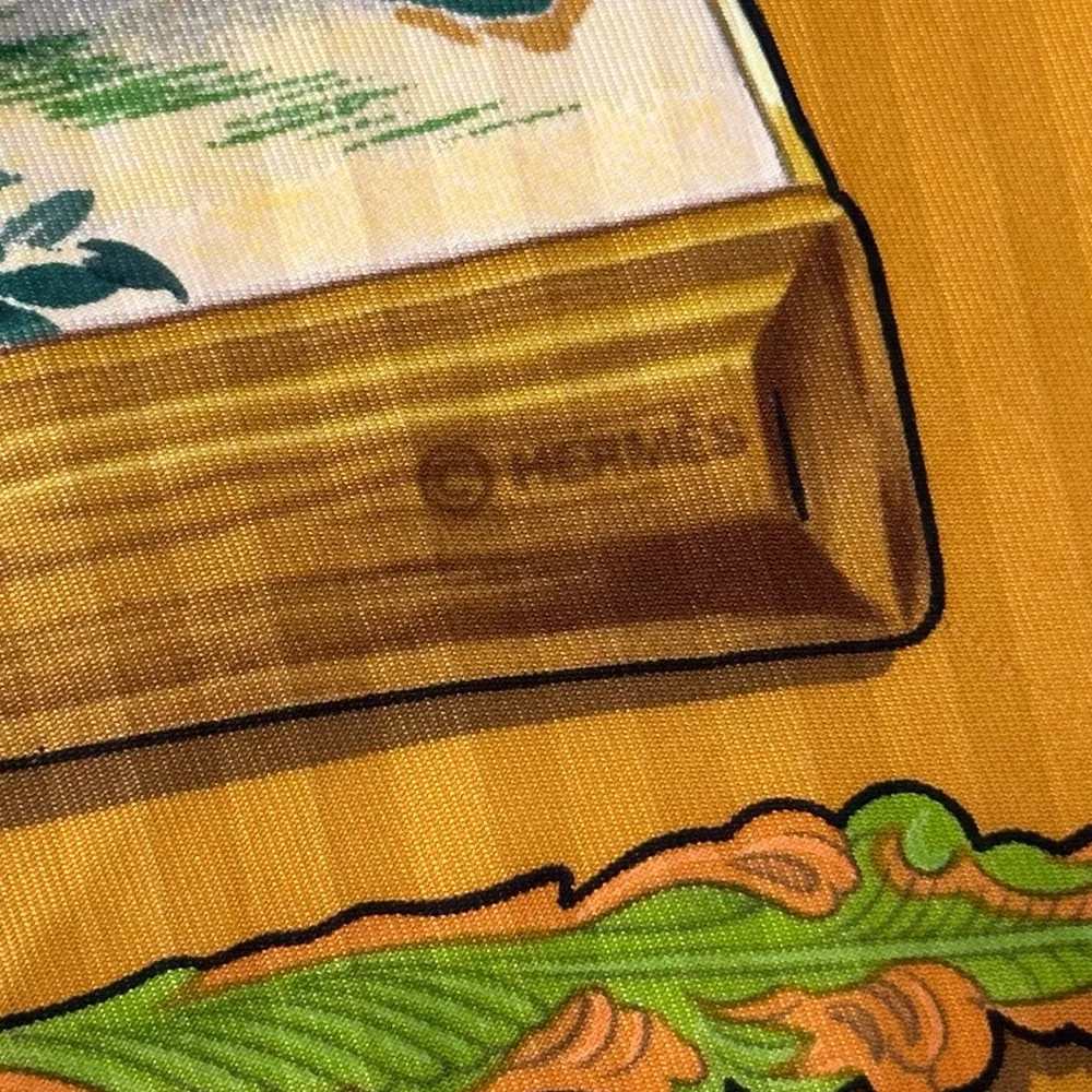 RARE Hermes Brise de charme Silk scarf - Picture 9 of 11